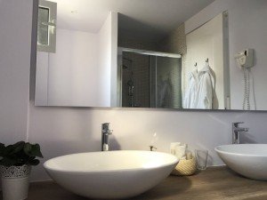 Live-Bio premium rooms
